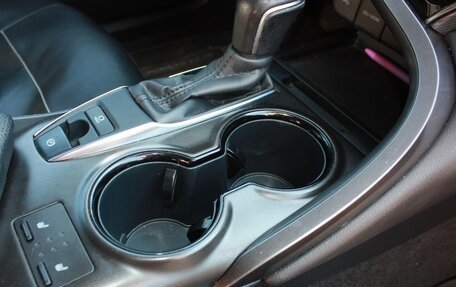 Toyota Camry, 2021 год, 2 200 000 рублей, 10 фотография