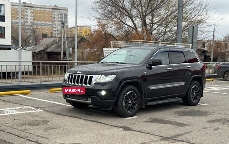 Jeep Grand Cherokee, 2012 год, 1 500 000 рублей, 2 фотография