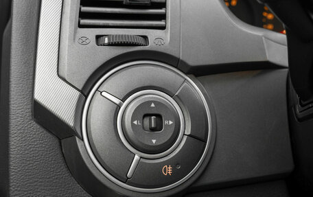 SsangYong Kyron I, 2012 год, 980 000 рублей, 17 фотография