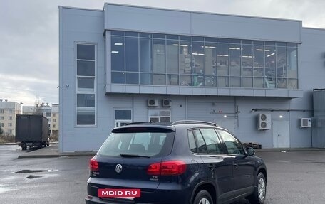 Volkswagen Tiguan I, 2011 год, 860 000 рублей, 3 фотография