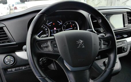 Peugeot Traveller I, 2022 год, 4 000 000 рублей, 19 фотография