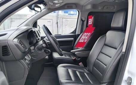 Peugeot Traveller I, 2022 год, 4 000 000 рублей, 16 фотография