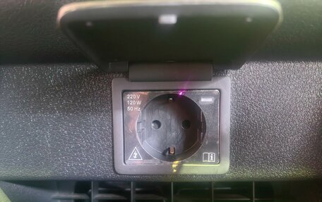 Peugeot Traveller I, 2022 год, 4 000 000 рублей, 39 фотография