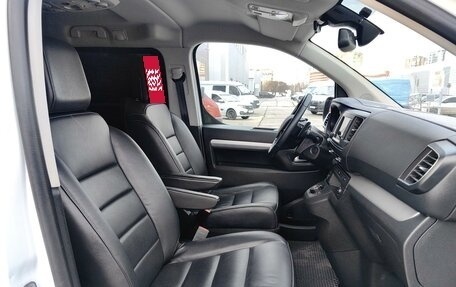 Peugeot Traveller I, 2022 год, 4 000 000 рублей, 31 фотография