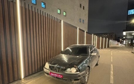 Toyota Avensis III рестайлинг, 1998 год, 199 000 рублей, 1 фотография