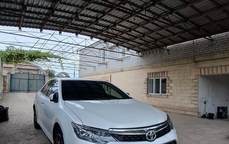 Toyota Camry, 2017 год, 2 430 000 рублей, 8 фотография