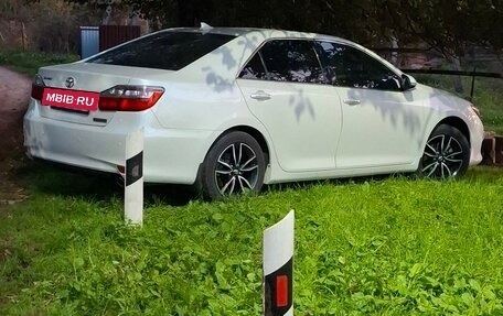 Toyota Camry, 2017 год, 2 430 000 рублей, 3 фотография