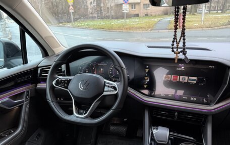 Volkswagen Touareg III, 2019 год, 4 900 000 рублей, 9 фотография