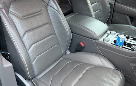 Volkswagen Touareg III, 2019 год, 4 900 000 рублей, 11 фотография