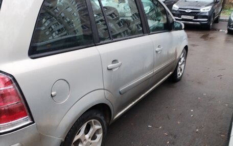 Opel Zafira B, 2007 год, 420 000 рублей, 3 фотография