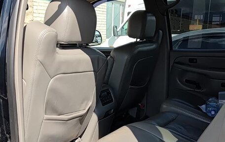 Chevrolet Tahoe II, 2005 год, 1 400 000 рублей, 8 фотография