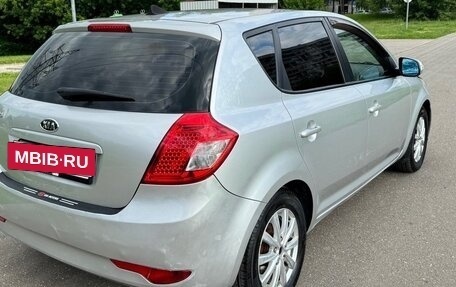 KIA cee'd I рестайлинг, 2010 год, 730 000 рублей, 4 фотография