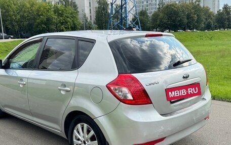KIA cee'd I рестайлинг, 2010 год, 730 000 рублей, 3 фотография
