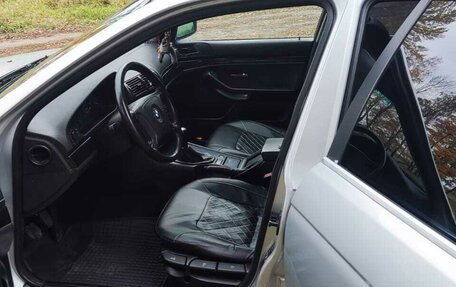 BMW 5 серия, 1999 год, 575 000 рублей, 2 фотография