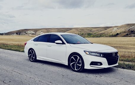 Honda Accord IX рестайлинг, 2017 год, 1 800 000 рублей, 9 фотография