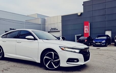 Honda Accord IX рестайлинг, 2017 год, 1 800 000 рублей, 7 фотография
