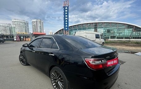 Toyota Camry, 2015 год, 2 370 000 рублей, 2 фотография