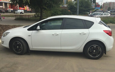 Opel Astra J, 2011 год, 385 000 рублей, 1 фотография