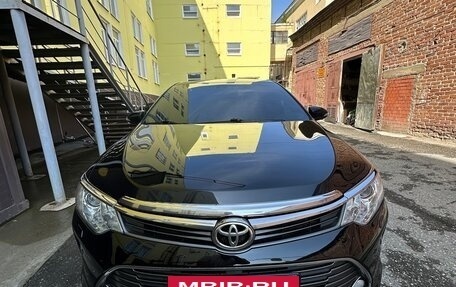 Toyota Camry, 2015 год, 2 370 000 рублей, 7 фотография