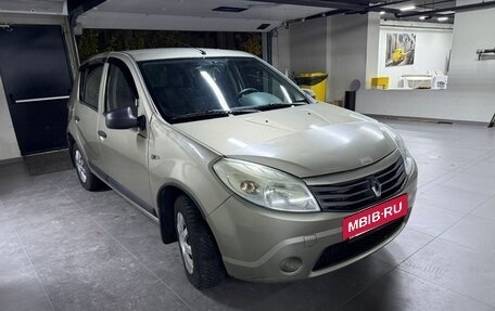 Renault Sandero I, 2010 год, 300 000 рублей, 2 фотография