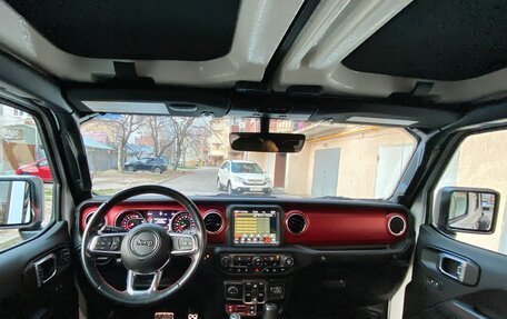 Jeep Wrangler, 2021 год, 4 900 000 рублей, 26 фотография