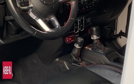 Jeep Wrangler, 2021 год, 4 900 000 рублей, 32 фотография