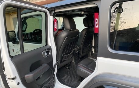 Jeep Wrangler, 2021 год, 4 900 000 рублей, 30 фотография