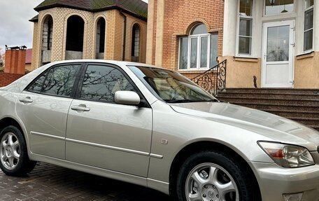 Lexus IS II рестайлинг 2, 1999 год, 855 000 рублей, 8 фотография