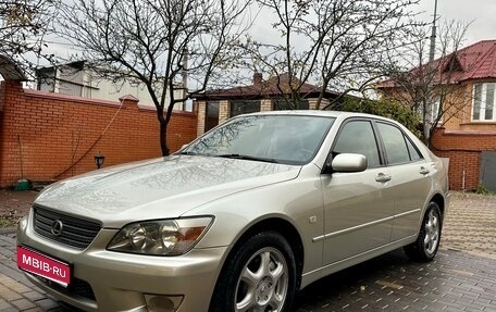 Lexus IS II рестайлинг 2, 1999 год, 855 000 рублей, 1 фотография