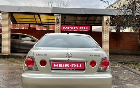 Lexus IS II рестайлинг 2, 1999 год, 855 000 рублей, 5 фотография