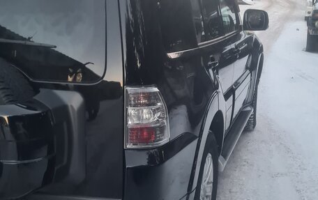 Mitsubishi Pajero IV, 2013 год, 2 260 000 рублей, 4 фотография