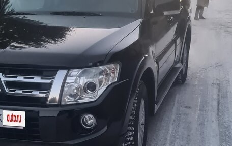 Mitsubishi Pajero IV, 2013 год, 2 260 000 рублей, 2 фотография