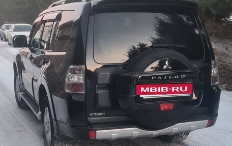 Mitsubishi Pajero IV, 2013 год, 2 260 000 рублей, 3 фотография