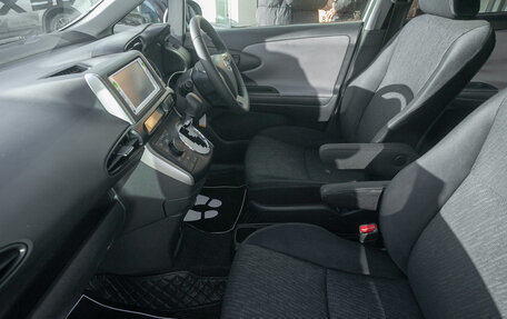 Toyota Wish II, 2011 год, 1 168 000 рублей, 20 фотография