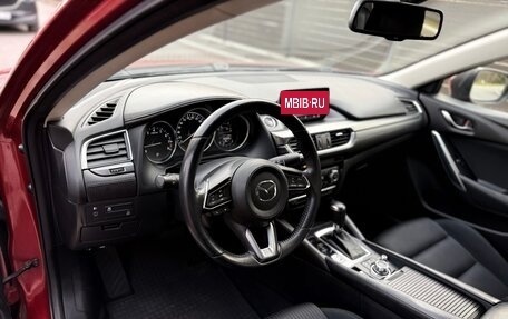 Mazda 6, 2017 год, 1 870 000 рублей, 17 фотография