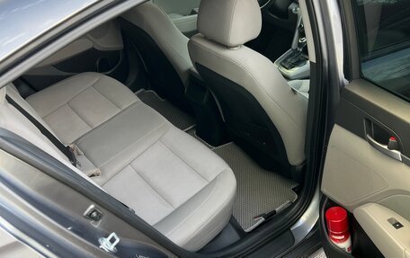 Hyundai Elantra VI рестайлинг, 2018 год, 1 500 000 рублей, 11 фотография