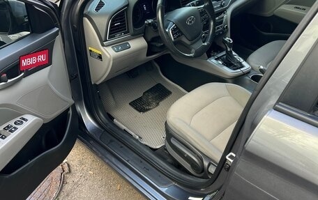 Hyundai Elantra VI рестайлинг, 2018 год, 1 500 000 рублей, 13 фотография