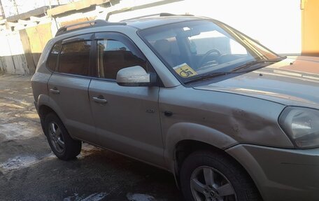 Hyundai Tucson III, 2005 год, 600 000 рублей, 2 фотография