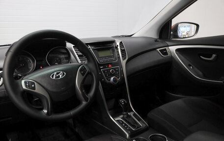 Hyundai i30 II рестайлинг, 2012 год, 1 099 000 рублей, 10 фотография