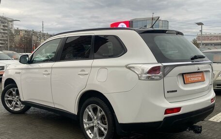 Mitsubishi Outlander III рестайлинг 3, 2013 год, 1 100 000 рублей, 6 фотография