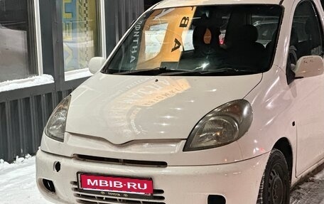 Toyota FunCargo, 2000 год, 365 000 рублей, 1 фотография