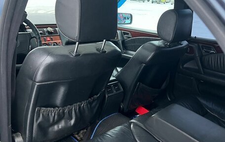 Mercedes-Benz E-Класс, 1997 год, 299 000 рублей, 12 фотография