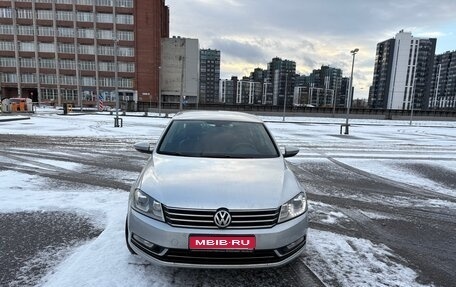 Volkswagen Passat B7, 2013 год, 1 100 000 рублей, 1 фотография