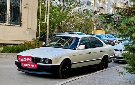 BMW 5 серия, 1989 год, 640 000 рублей, 4 фотография