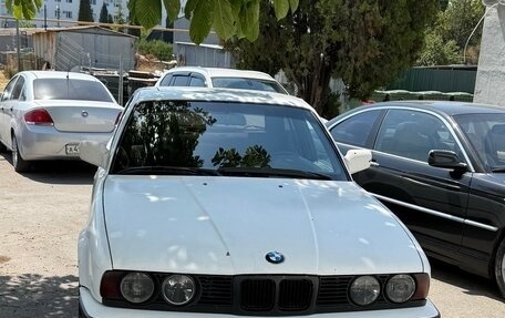 BMW 5 серия, 1989 год, 640 000 рублей, 8 фотография