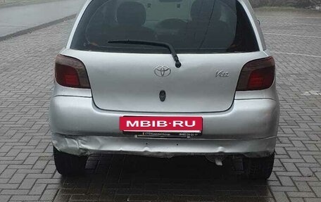 Toyota Vitz, 2001 год, 299 000 рублей, 11 фотография