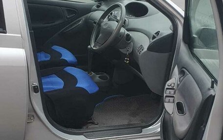 Toyota Vitz, 2001 год, 299 000 рублей, 14 фотография