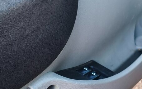 Renault Kangoo II рестайлинг, 2007 год, 395 000 рублей, 16 фотография