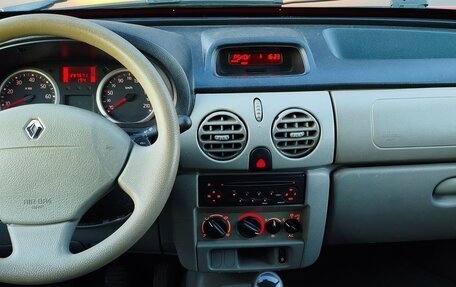 Renault Kangoo II рестайлинг, 2007 год, 395 000 рублей, 17 фотография