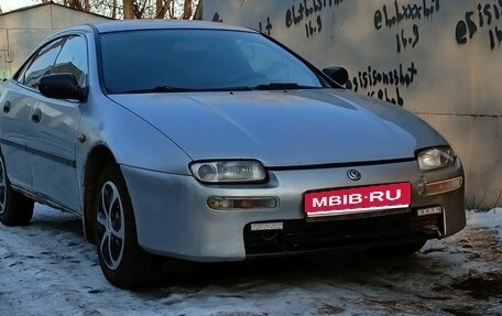 Mazda 323, 1998 год, 180 000 рублей, 1 фотография
